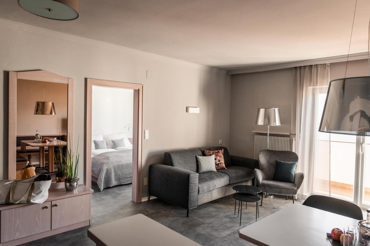 سكين Apartmenthotel Ritterhof Suites & Breakfast المظهر الخارجي الصورة