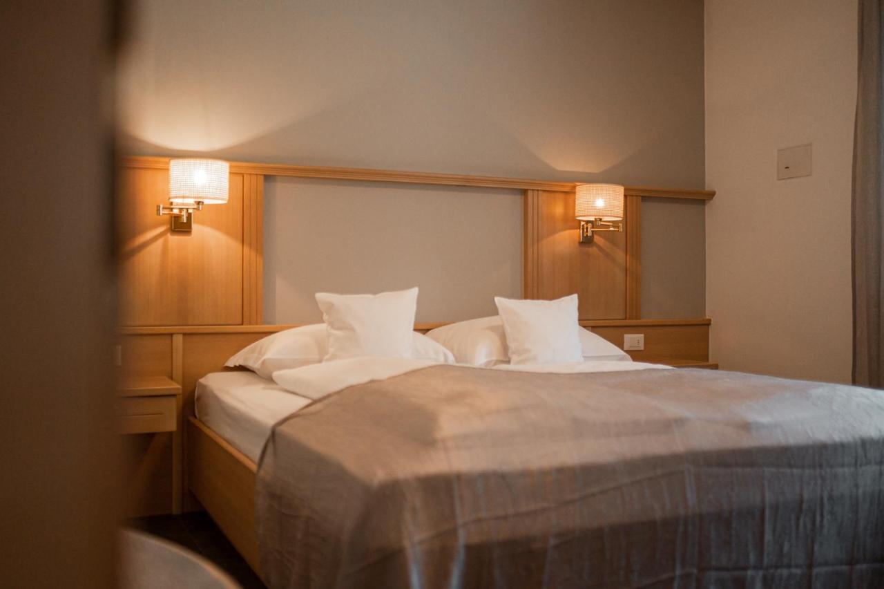 سكين Apartmenthotel Ritterhof Suites & Breakfast المظهر الخارجي الصورة