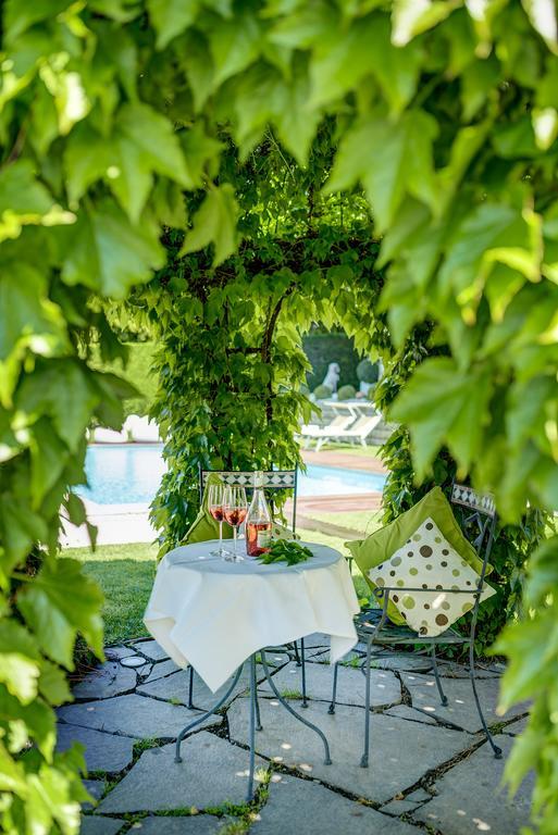 سكين Apartmenthotel Ritterhof Suites & Breakfast الغرفة الصورة
