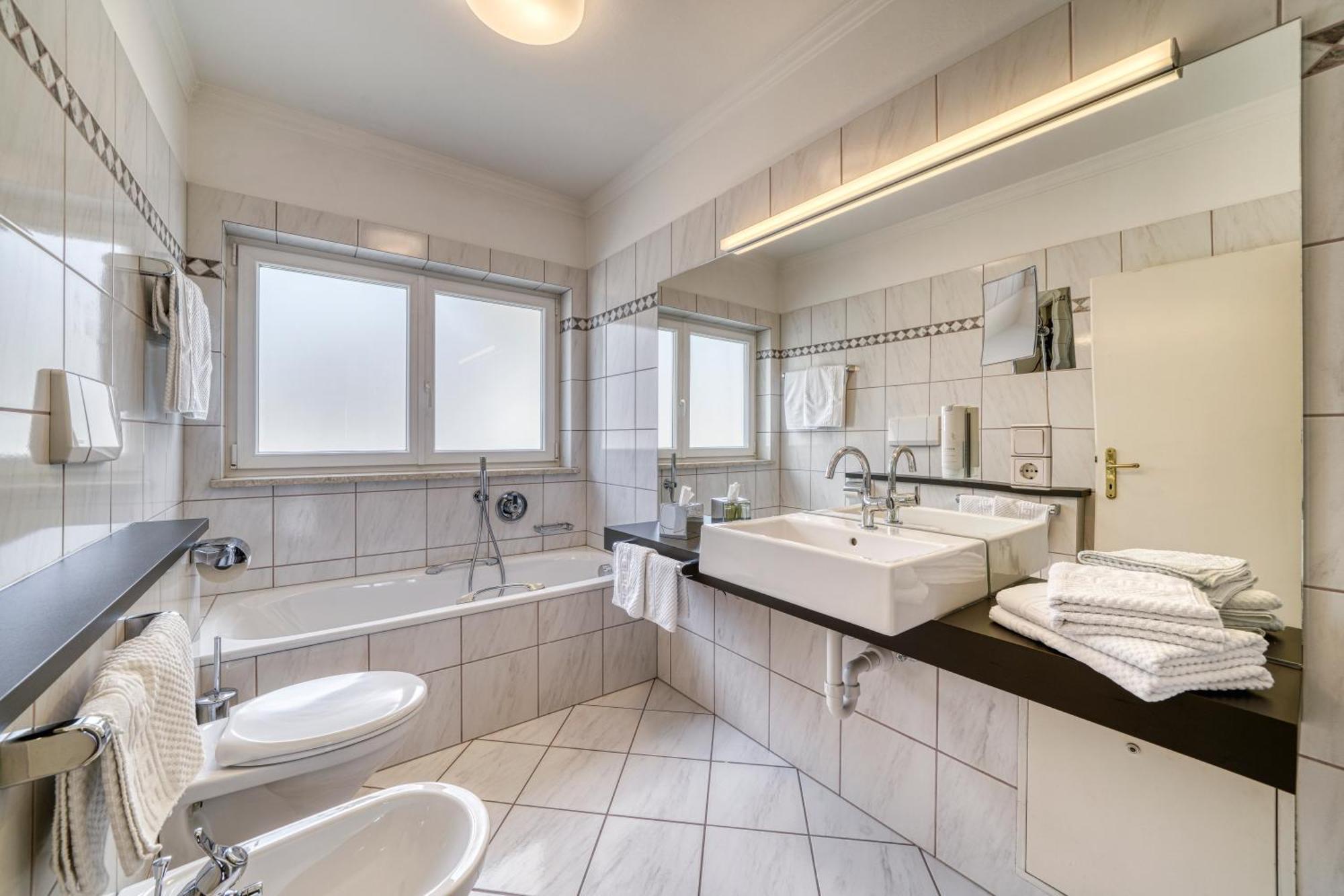 سكين Apartmenthotel Ritterhof Suites & Breakfast المظهر الخارجي الصورة