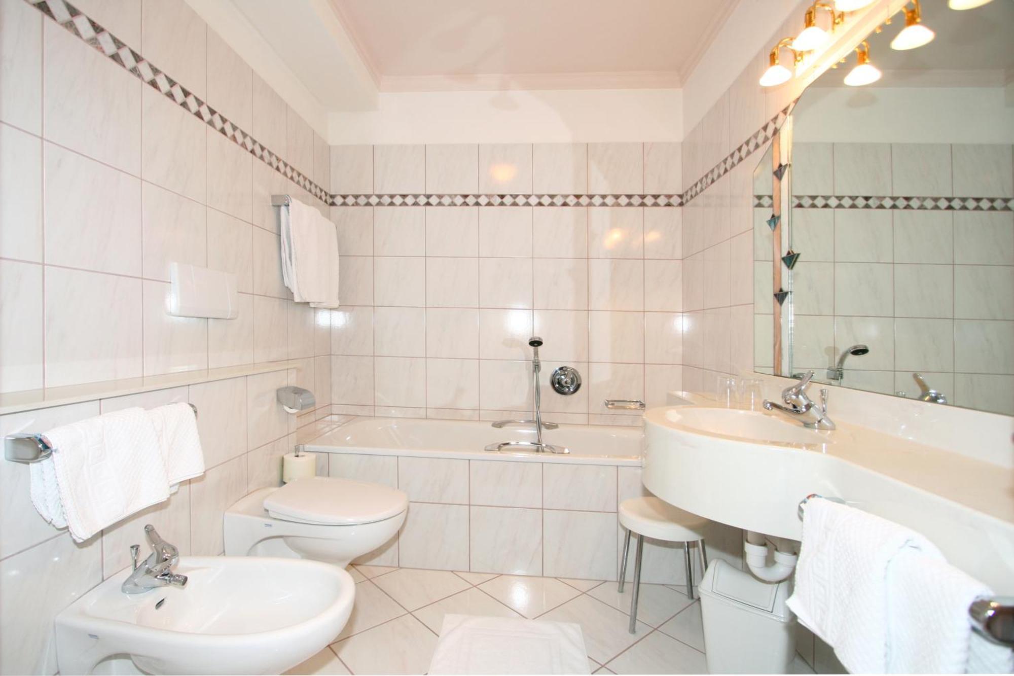 سكين Apartmenthotel Ritterhof Suites & Breakfast المظهر الخارجي الصورة
