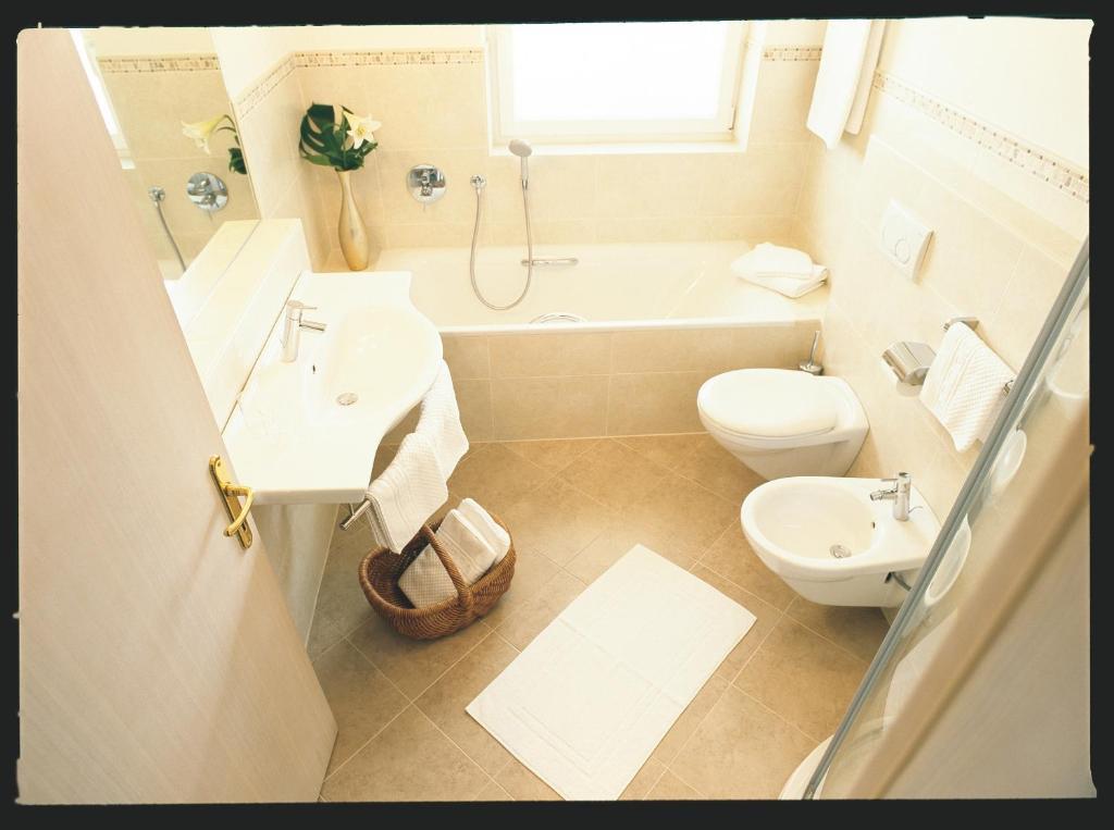 سكين Apartmenthotel Ritterhof Suites & Breakfast المظهر الخارجي الصورة